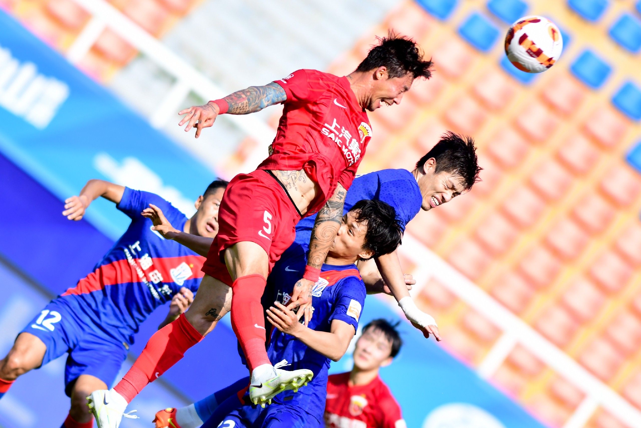 半岛体育-足球明星集锦