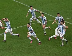 半岛体育娱乐-足球 明星